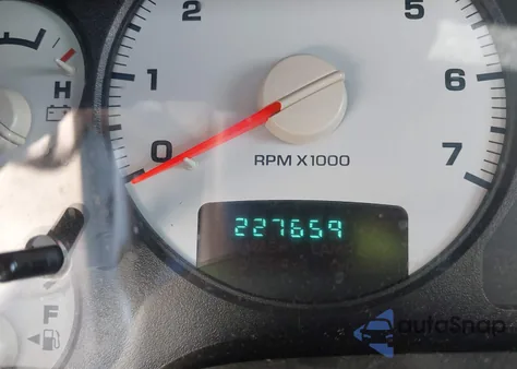 2003 Dodge Ram 1500 Slt/Laramie/St from USA, damaged, VIN 1D7HU18DX3S349668